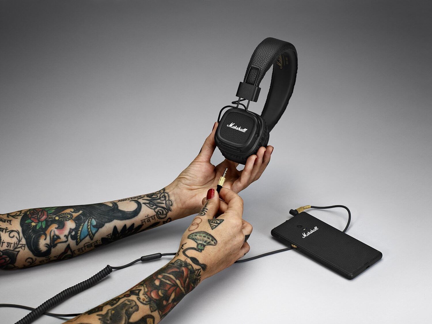 Наушники marshall bluetooth как подключить. Наушники Marshall Major II Bluetooth. Marshall Major 4. Marshall Major 2 черные. Marshall Major 2 Bluetooth комплект.