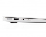 Moshi iGlaze Hard Case - предпазен кейс за MacBook Air 11 (модели от 2010 до 2015 година) (бял-прозрачен) 2