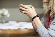 Fitbit Alta Large Size - smart fitness wristband (black) 4