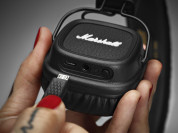 Marshall Major II Bluetooth - безжични слушалки с микрофон за смартфони и мобилни устройства (черни с бяло лого) 6