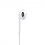 Apple Earpods with Lightning Connector - оригинални слушалки с управление на звука и микрофон за iPhone 14, iPhone 13, iPhone 12, iPhone 11, iPhone, X, iPhone 8, iPhone 7 (ритейл опаковка) 2