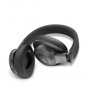 JBL E55BT Wireless over-ear headphones - безжични слушалки с микрофон за мобилни устройства (черен) 1