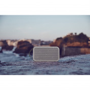 Bang & Olufsen BeoPlay A2 Active - уникална аудиофилска безжична аудио система за мобилни устройства (сребрист) 4