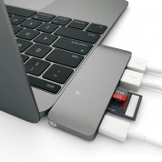 Satechi USB-C Pass Through USB Hub - мултифункционален хъб за свързване на допълнителна периферия за компютри с USB-C (тъмносив) 3