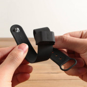 Elago AirPods Wrist Fit - силиконова верижка за китка и аксесоар за прикрепяне на Apple Airpods (черна) 7