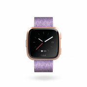 Fitbit Versa Special Edition (NFC) - умен фитнес часовник с известия и следене на дневната и нощна активност на организма за iOS, Android и Windows Phone (лилав-розово злато) (плетена каишка)