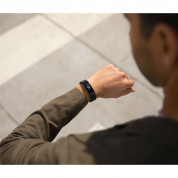 Fitbit Inspire HR - гривна с дисплей за следене на дневната и нощна активност на организмa за iOS, Android и Windows Phone (черен)  5