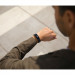 Fitbit Inspire HR - гривна с дисплей за следене на дневната и нощна активност на организмa за iOS, Android и Windows Phone (черен)  6