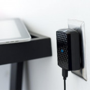 iGo Universal 4.2A Wall Charger - захранване за ел. мрежа с два USB изхода за мобилни устройства и кабели в комплекта 4