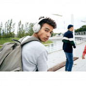 JBL Live 500BT Wireless Over-Ear Headphones (white) 3