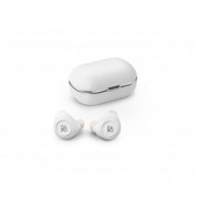 Bang & Olufsen Earphones E8 2.0 - уникални безжични слушалки с микрофон и управление на звука за мобилни устройства (бял) 