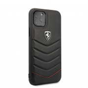 Ferrari Heritage Quilted Leather Hard Case - кожен кейс (естествена кожа) за iPhone 11 Pro Max (черен) 2
