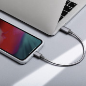 Moshi Integra USB-C to Lightning Cable - сертифициран (MFI) USB-C към Lightning кабел за Apple устройства с Lightning порт (25 см) (сив) 3