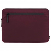 Incase Compact Sleeve in Flight Nylon for MacBook Pro 15, 16inch (mulberry)