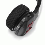 JBL UA Sport Wireless Train - безжични спортни bluetooth слушалки за мобилни устройства (черен-червен)  2