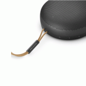 Bang & Olufsen Speaker A1 2nd. Generation - водоусточива портативна аудиофилска безжична система за мобилни устройства (черен)  6