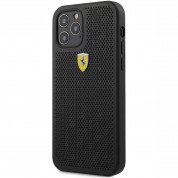 Ferrari On Track Perforated Leather Hard Case - кожен кейс за iPhone 12, iPhone 12 Pro (черен)