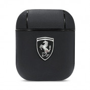Ferrari Signature Leather Case for AirPods & Apple AirPods 2 (black)