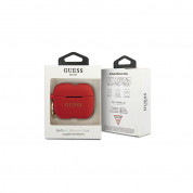 Guess Airpods Pro Silicone Glitter Case - силиконов калъф с карабинер за Apple Airpods Pro (червен) 3