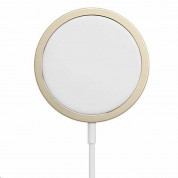 Guess USB-C Magnetic Wireless Qi Charger (gold) 2