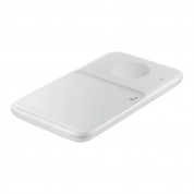 Samsung Wireless Charger Duo Pack EP-P4300TWEGEU for charging mobile devices, smartwatches and buds (white) 4