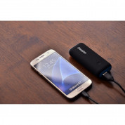 Energizer Max Power Bank 5000 mAh - преносима външна батерия с USB-A изход за зареждане на мобилни устройства (син) 1