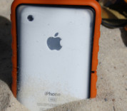 Krusell SEaLABox L - универсален водоустойчив калъф за iPhone и мобилни телефони (бял) 13