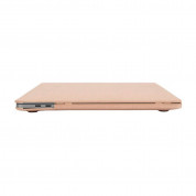Incase Textured Hardshell - предпазен поликарбонатов кейс с текстилно покритие за MacBook Pro 16 (2019) (розов) 6