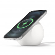 Elago MS2 Charging Stand for MagSafe - силиконова поставка за безжично зареждане на iPhone чрез поставяне на Apple MagSafe Charger (бял)