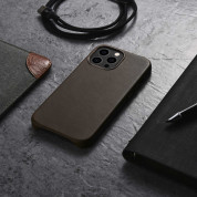 iCarer Leather Oil Wax MagSafe Case - кожен (естествена кожа) кейс с MagSafe за iPhone 13 Pro (кафяв) 9