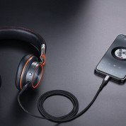 Joyroom Audio Cable With Lightning Connector - сертифициран аудио кабел от Lightning към 3.5 мм. аудио жак (100см) (черен)  6