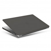 Uniq Claro Slim Hardshell Case - предпазен поликарбонатов кейс, силиконов протектор за клавиатурата и предпазител за камерата за MacBook Pro 16 M1 (2021), MacBook Pro 16 M2 (2023) (черен-мат)