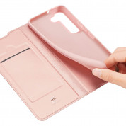 Dux Ducis Skin Pro Case - кожен калъф с поставка и отделение за кр. карти за Samsung Galaxy S22 (розов) 8