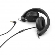 JLAB Studio Wired On-Ear Headphones - слушалки с микрофон за мобилни устройства (черен) 2