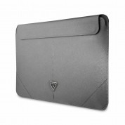 Guess Saffiano Triangle Metal Logo Notebook Sleeve - дизайнерски луксозен кожен калъф за MacBook Air 13, MacBook Pro 13, MacBook Pro 14 и лаптопи до 14 инча (сребрист)