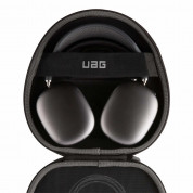 Urban Armor Gear Ration AirPods Max Protective Case (black) 12