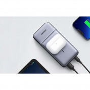 Ugreen MagSafe PowerBank 10000 mAh, 20W+10W - преносима външна батерия с USB-C порт, USB-A изход и безжично зареждане с MagSafe (сив) 4