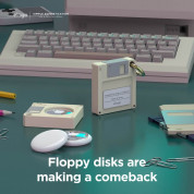 Elago AirTag Floppy Disk Case - силиконов ключодържател за Apple AirTag (черен) 6