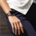 Uniq Dante Milanese Magnetic Stainless Steel Band - стоманена, неръждаема каишка за Apple Watch 38мм, 40мм, 41мм (сребрист) 3