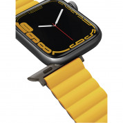Uniq Revix Silicone Magnetic Strap - двулицевва магнитна силиконова каишка за Apple Watch 42мм, 44мм, 45мм (жълт-кафяв) 6