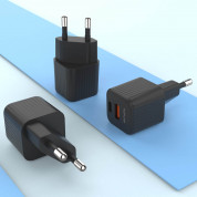 4smarts Wall Charger VoltPlug Duos Mini PD 20W - захранване за ел. мрежа с USB-A и USB-C изходи и технология за бързо зареждане (черен) 4
