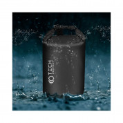 Tech-Protect Universal Waterproof Bag IPX6 20L - водонепромокаема чанта с презрамка за мобилни устройства (20 литра) (черен) 1