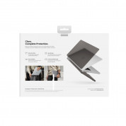 Uniq Claro Slim Hardshell Case - предпазен поликарбонатов кейс, силиконов протектор за клавиатурата и предпазител за камерата за MacBook Air 13 M2 (2022) (черен-мат) 3