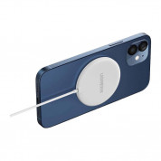 Ugreen Magnetic Wireless Charger 15W - поставка (пад) за безжично зареждане на iPhone с Magsafe (бял) 2