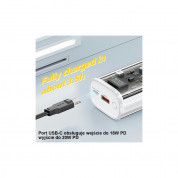 Usams Dual Port Digital Display PowerBank PD 9000 mAh 20W - преносима външна батерия с USB-C порт и USB-A изход  (черен) 6