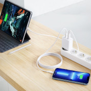 Acefast Dual Wall Charger 20W - захранване за ел. мрежа с USB-A и USB-C изходи и технология за бързо зареждане (бял) 9