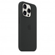 Apple iPhone Silicone Case with MagSafe - оригинален силиконов кейс за iPhone 15 Pro с MagSafe (черен)  3