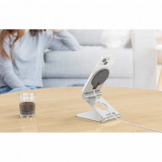 Omoton MS02 Foldable Stand - алуминиева сгъваема поставка за бюро и плоскости за iPhone, съвместима с MagSafe захранване (сребрист) 3