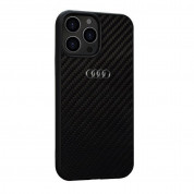 Audi Carbon Fiber Hard Case - дизайнерски карбонов кейс за iPhone 13 Pro Max (черен) 1