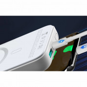 Joyroom Mini Magnetic Wireless Quick Charging Power Bank 10000 mAh - преносима външна батерия с USB-C порт, USB-A изход и безжично зареждане с MagSafe (син) 3